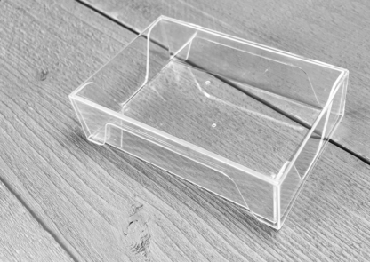 Transparent card box for a set of usem note cards